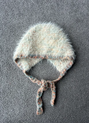 Amazing fluffy hood/hat, brand: unknown, condition: Very good, size: One size, £18.00, £19.60 includes Buyer Protection