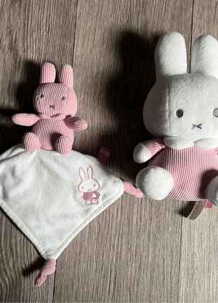 Nijntje knuffel+knuffeldoekje, merk: Nijntje, staat: Heel goed, maat: Universeel, € 7,00, € 8,05 inclusief Kopersbescherming