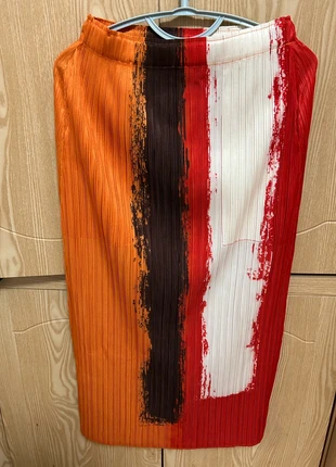 Issey Miyake Rok, merk: Pleats Please Issey Miyake, staat: Nieuw zonder prijskaartje, maat: M / 38 / 10, € 180,00, € 189,70 inclusief Kopersbescherming