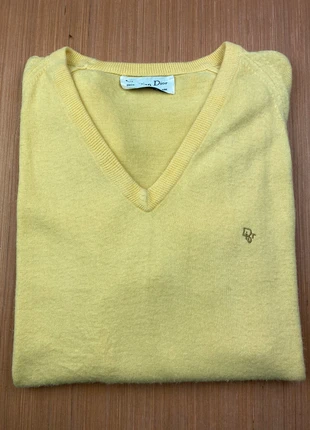 Pull Christian Dior jaune taille L, marque: Christian Dior, état: Très bon état, taille: L, 18,00 €, 19,60 € Protection acheteurs incluse