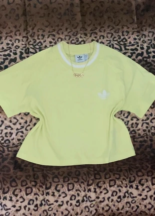 Vintage 2000s Adidas Shirt, marke: adidas, zustand: Neu, größe: S / 36 / 8, 6,00 €, 6,50 € inklusive Vinted-Käuferschutz