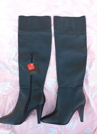 Botas de Cano Alto Pretas em Pele, ZARA. Novas., brand: Zara, condizioni: Nuovo con cartellino, taglia: 37, €30.00, €32.20 include la Protezione acquisti