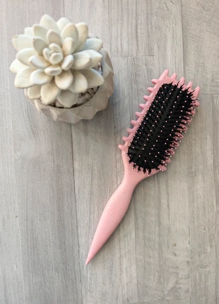 🤩 LA brosse virale démêlante et sculptante ! 🌀 Pour des boucles ultra définies !, merk: Boutique indépendante, staat: Nieuw met prijskaartje, € 10,90, € 12,15 inclusief Kopersbescherming