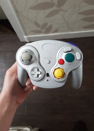 Manette Gamecube, brand: GAMECUBE, condition: Very good, €14.00, €15.40 includes Buyer Protection