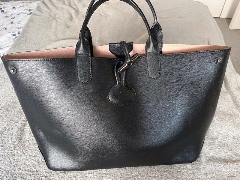 Longchamp Ladies Roseau Leather Shoulder Bag in Black