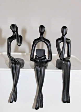 décoration de maison dames assises figurines abstraites en résine noir 16 x 5 cms chaque, brand: Hippie/Bohême, condition: Very good, €19.50, €21.18 includes Buyer Protection Pro