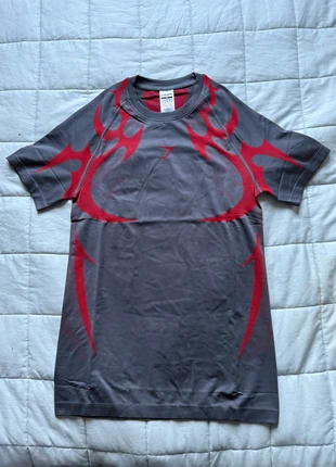 Gymshark storm seamless t-shirt, marque: Gymshark, état: Neuf avec étiquette, taille: M, 100,00 €, 105,70 € Protection acheteurs incluse