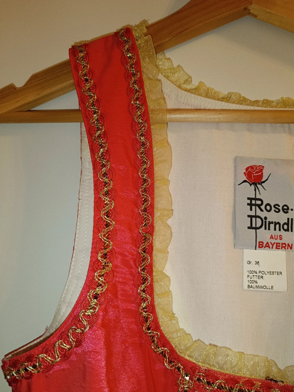 Rose Midi Dirndl in Rosa Gold 4