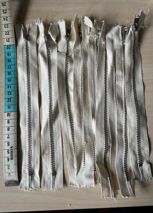 lot de 10 fermetures éclair, condizioni: Nuovo senza cartellino, €7.00, €8.05 include la Protezione acquisti