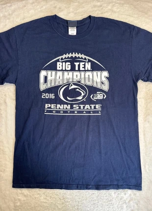 1946. T-shirt Bleu 84 L bleu – Penn State Football 2016 Champions, marque: Blue 84, état: Très bon état, taille: L, 10,00 €, 11,20 € Protection acheteurs incluse