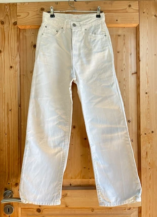 Jolie jean 501 blanc - Levi’s - taille 34, marke: Levi's, zustand: Sehr gut, größe: XS / 34 / 6, 34,00 €, 36,40 € inklusive Vinted-Käuferschutz