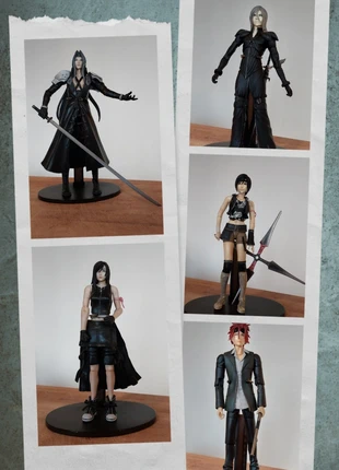 Lot 5 figurines Final Fantasy VII - Advent Children, marque: Square Enix, état: Très bon état, taille: Taille unique, 90,00 €, 95,20 € Protection acheteurs incluse