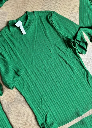 Groene top met streepjes, brand: H&M, condition: Very good, size: S / 36 / 8, €9.80, €10.99 includes Buyer Protection