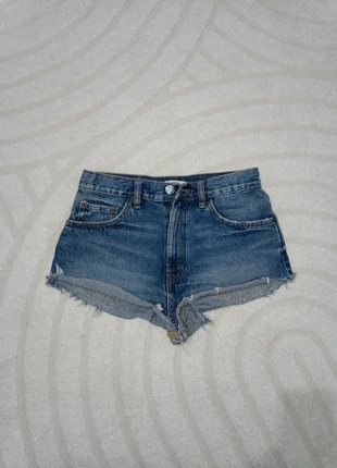 Short Court en Jean Taille Haute - Pull & Bear (Taille 36), brand: Pull & Bear, condition: Very good, size: S / 36 / 8, €2.99, €3.84 includes Buyer Protection
