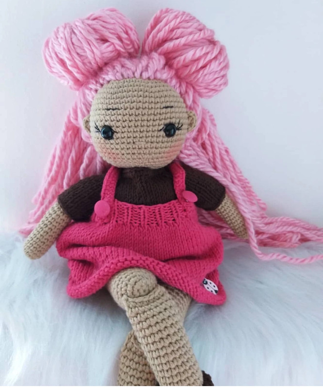 Poupée crochet fait main 2