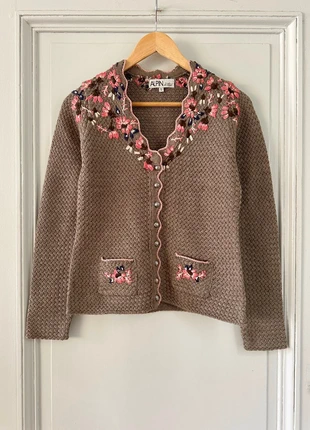Cardigan Autrichien T36 brodé laine & soie, brand: Vintage Dressing, condition: Very good, size: S / 36 / 8, €79.00, €83.65 includes Buyer Protection