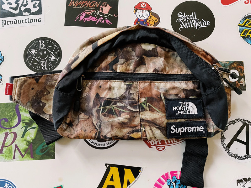 Supreme X The North Face Roo II Lumbar Pack Leaf Camo