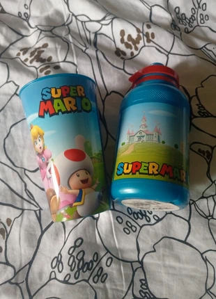 Gourde et gobelet Super Mario, marque: Super Mario, état: Neuf avec étiquette, 12,00 €, 13,30 € Protection acheteurs incluse