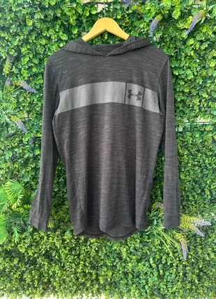 Under Armour Long Sleeve Hoodie Size M – Sporty Casual Sweatshirt, marca: Under Armour, estado: Muy bueno, tamaño: M, 14,00 €, 15,40 € Protección al comprador incluida