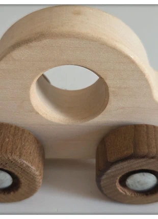 Voiture en bois GOKI, brand: Goki, condizioni: Ottime, taglia: 9-12 mesi / 74 cm, €8.00, €9.10 include la Protezione acquisti