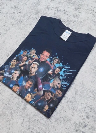 T-shirt PSG Champions 2018 S Neymar Mbappé Cavani vintage, marke: Gildan, zustand: Sehr gut, größe: S, 19,99 €, 21,69 € beinhaltet Vinted-Käuferschutz Pro
