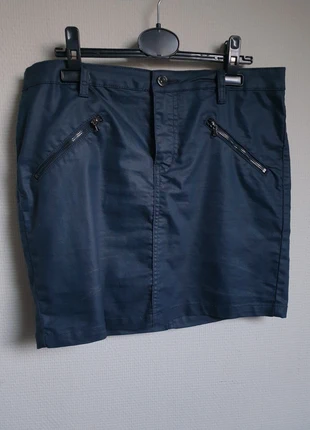 Korte rok Coated, merk: Vila, staat: Heel goed, maat: M / 38 / 10, € 2,50, € 3,33 inclusief Kopersbescherming