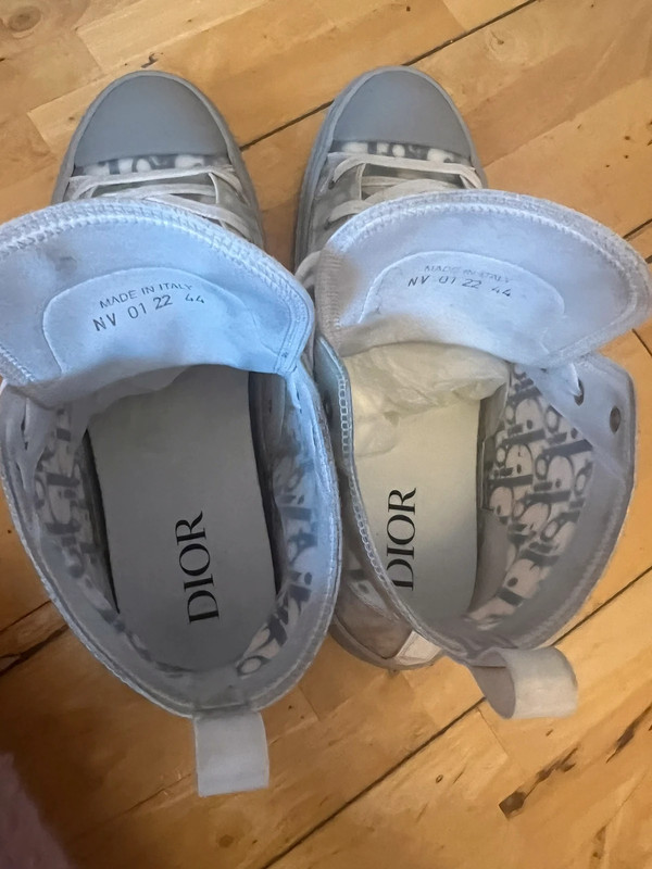 Blue dior oblique canvas hotsell