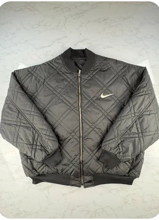 Veste matelassé Nike vintage Noir Homme taille XL SKU273, marke: Nike, zustand: Sehr gut, größe: XL, 45,00 €, 47,95 € beinhaltet Vinted-Käuferschutz Pro