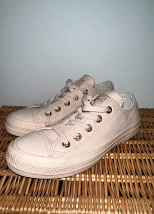 Light pink leather converse, brand: Converse, condition: Very good, size: 4, £24.00, £25.90 includes Buyer Protection