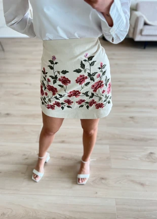 Geborduurde rok, staat: Nieuw zonder prijskaartje, maat: XS / 34 / 6, € 10,00, € 11,20 inclusief Kopersbescherming