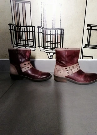 Boots IKKS cuir vieilli – Taille 34 – Bordeaux & beige – Très bon état, marca: IKKS, estado: Muy bueno, tamaño: 34, 15,00 €, 16,45 € Protección al comprador incluida