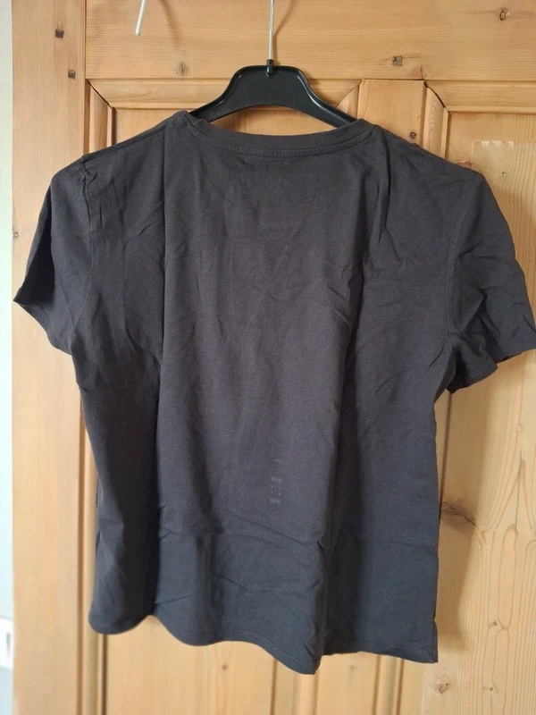 Tee-shirt gris dessin sur le devant Kiabi - photo numéro 2
