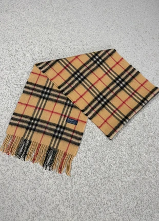 Écharpe Scarf Burberrys Épaisse en laine douce Tartan Beige, marque: Burberrys, état: Très bon état, 34,50 €, 36,93 € Protection acheteurs incluse