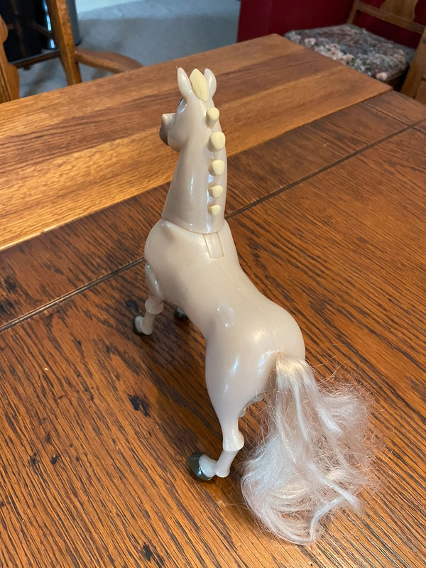 Toy plastic horse 3