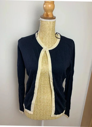 Cardigan Tommy Hilfiger marine et crème - taille M femme, marque: Tommy Hilfiger, état: Très bon état, taille: M / 38 / 10, 15,00 €, 16,45 € Protection acheteurs (Pro) incluse