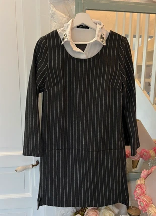 Robe chic à rayures avec col chemise incrusté, merk: CHIC, staat: Heel goed, maat: M / 38 / 10, € 12,00, € 13,30 inclusief Kopersbescherming