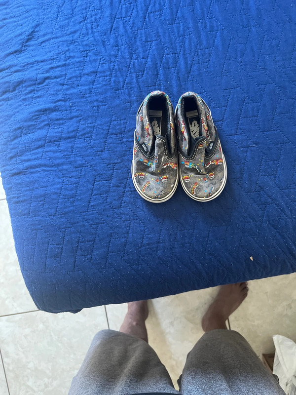 Vans off the wall boys size 6 1