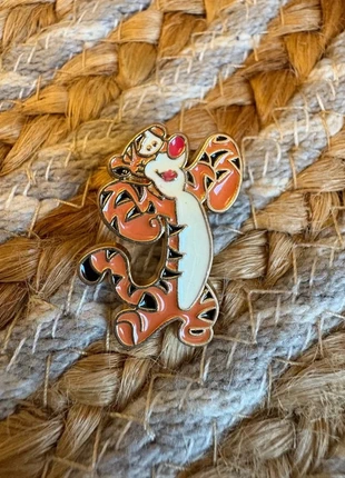 Pins Tigrou, marca: Winnie The Pooh, estado: Muy bueno, 3,50 €, 4,38 € Protección al comprador Pro incluida