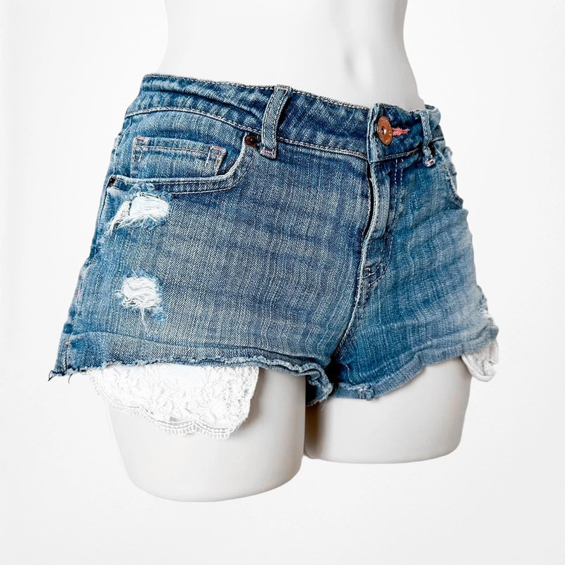 Aeropostale Medium Wash Distressed Destroyed Mid Rose Denim Shorts Size S 5