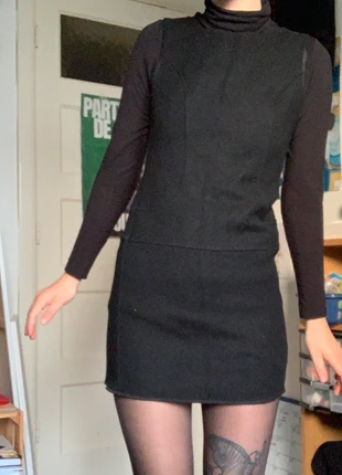 Sleeveless black mini dress, merk: United Colors of Benetton, staat: Heel goed, maat: S / 36 / 8, € 8,00, € 9,10 inclusief Kopersbescherming