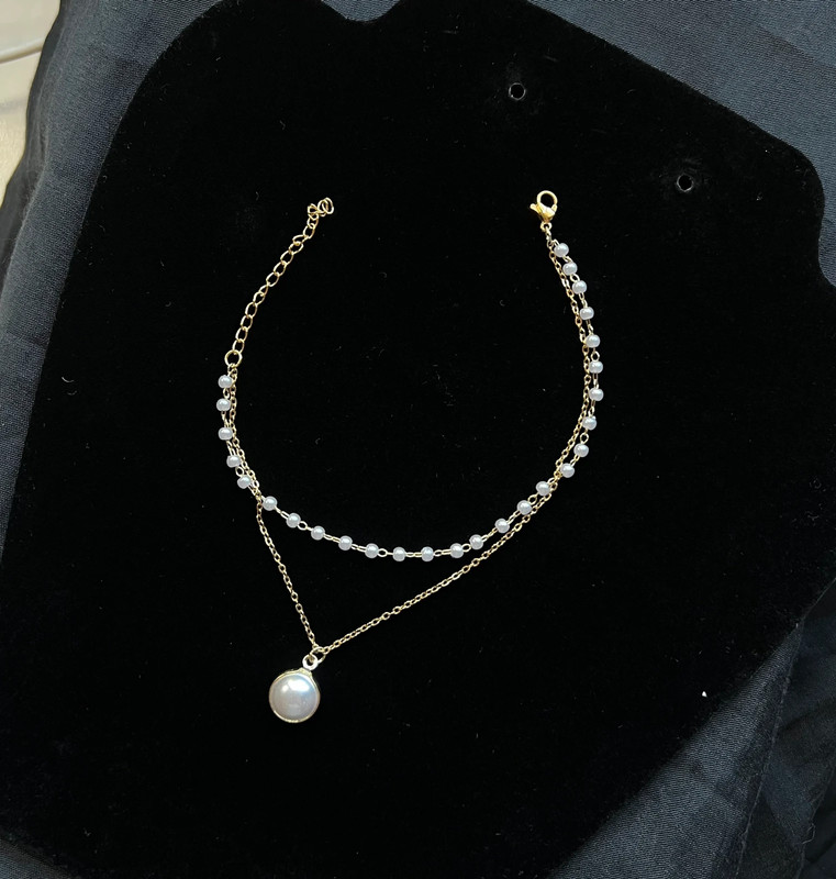 Gold Pearl Bracelet 1