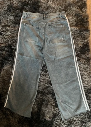 Jean y2k baggy bleu à rayures blanche M, marke: y2k, zustand: Sehr gut, größe: M, 23,00 €, 24,85 € inklusive Vinted-Käuferschutz