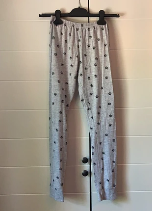 Grey pyjama pants, marca: Hema, estado: Bueno, tamaño: 11 años / 146 cm, 1,00 €, 1,75 € Protección al comprador incluida