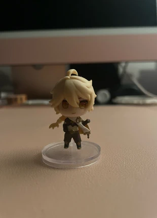 Genshin impact mini figurine, merk: Genshin impact, staat: Nieuw zonder prijskaartje, maat: Universeel, € 5,00, € 5,95 inclusief Kopersbescherming