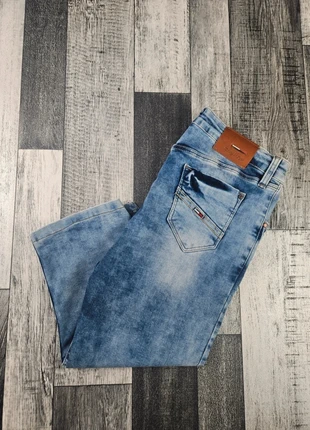 Pantacourt Jean Tommy Hilfiger Bleu Femme W30, marke: Tommy Hilfiger, zustand: Sehr gut, größe: L / 40 / 12, 17,50 €, 19,08 € inklusive Vinted-Käuferschutz