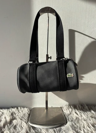 Bauletto Lacoste a spalla anni 2000 y2k vintage, brand: Lacoste, condizioni: Ottime, €42.00, €44.80 include la Protezione acquisti