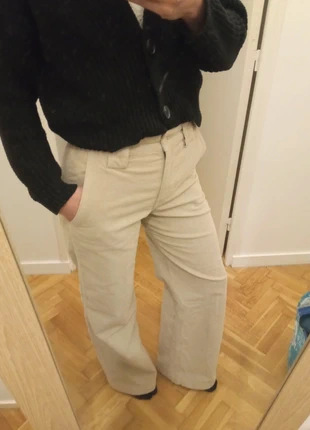 Pantalon Bash greige velours côtelé, marque: Ba&sh, état: Neuf sans étiquette, taille: S / 36 / 8, 55,00 €, 58,45 € Protection acheteurs incluse