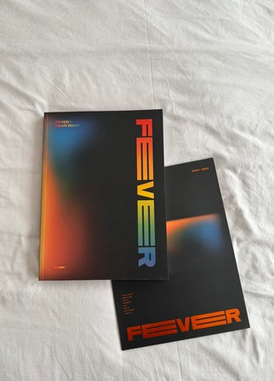 ATEEZ fever dvd photobook hongjoong seonghwa yunho yeosang san mingi wooyoung jongho, état: Neuf sans étiquette, 35,00 €, 37,45 € Protection acheteurs incluse