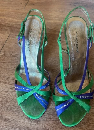 Sandals Dolce & Gabbana, marque: Dolce & Gabbana, état: Très bon état, taille: 37, 90,00 €, 95,20 € Protection acheteurs incluse