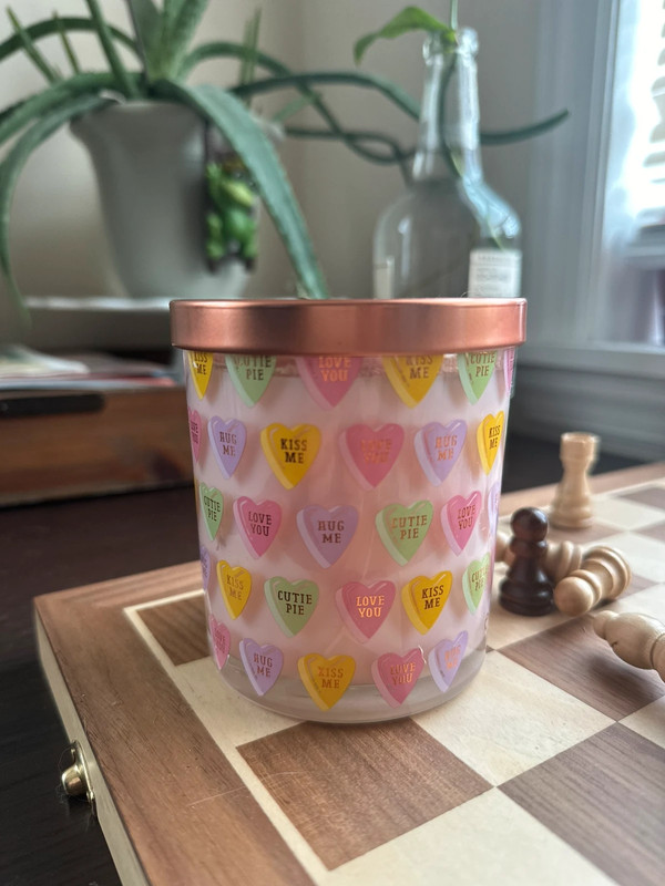 Candy Heart Candle 1